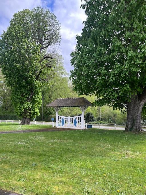Studio Aux Abords Des Etangs Milly-sur-Thérain Exteriér fotografie