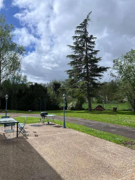 Studio Aux Abords Des Etangs Milly-sur-Thérain Exteriér fotografie