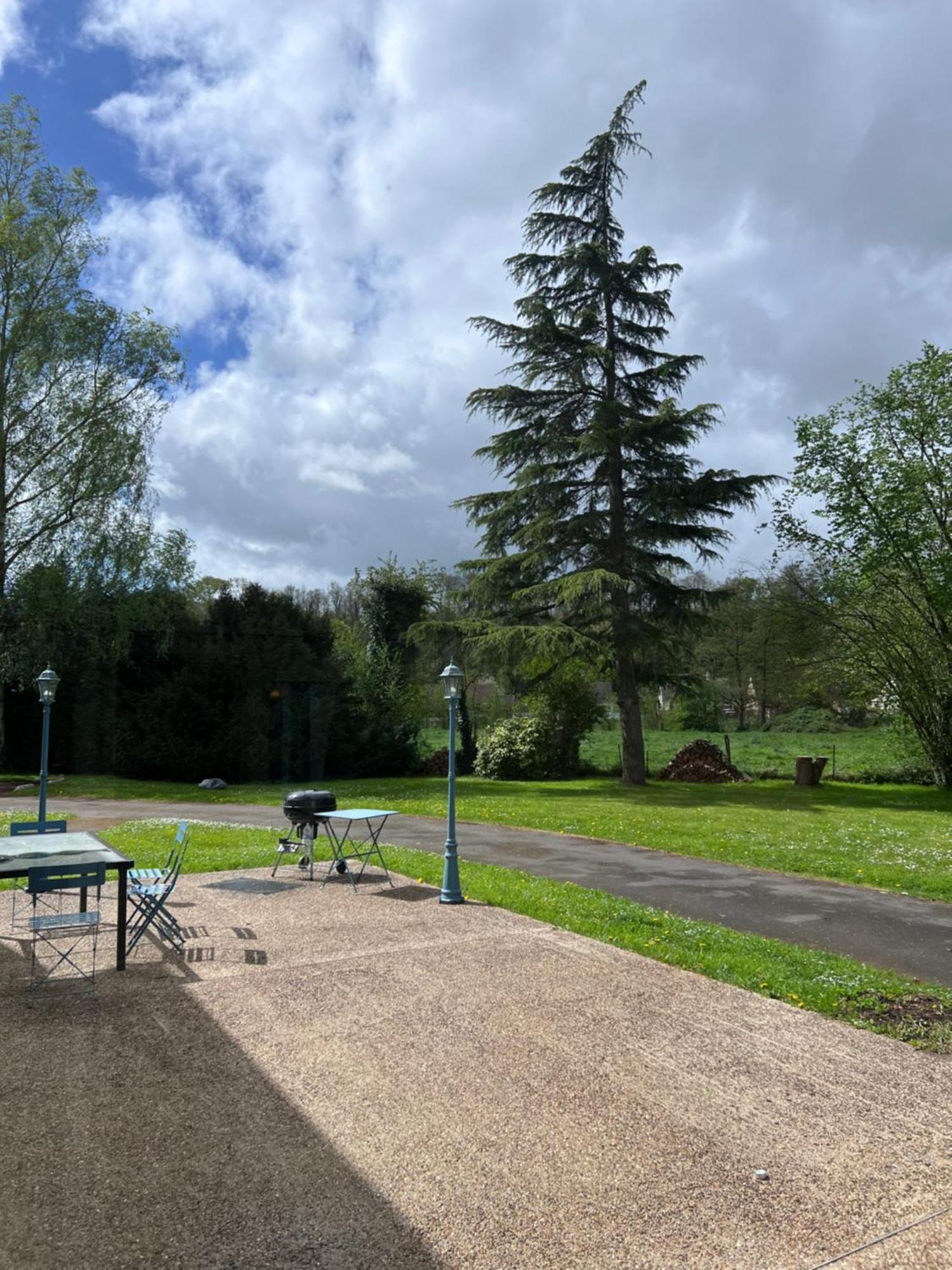 Studio Aux Abords Des Etangs Milly-sur-Thérain Exteriér fotografie